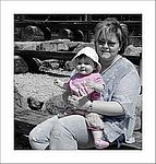 Mit Mama in der Zoofalknerei.